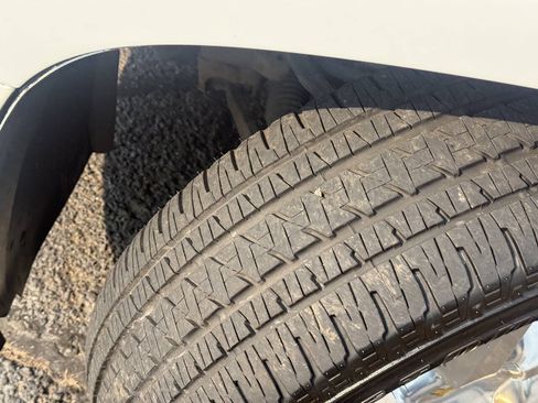 Used 2012 Chevrolet Suburban LT AWD/4WD image 24