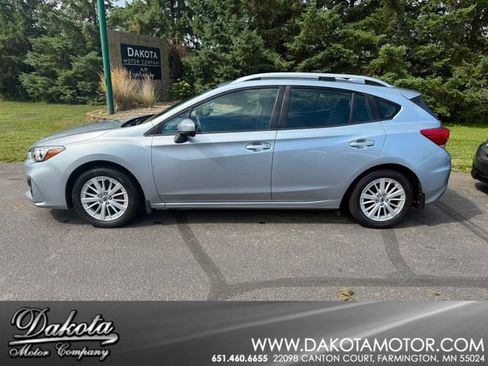 Used 2017 Subaru Impreza 2.0i Premium AWD/4WD image 1