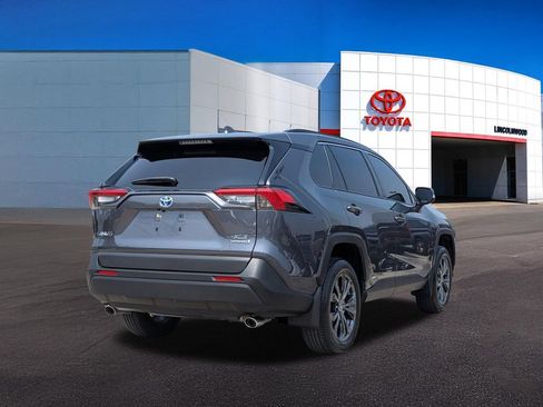 Used 2023 Toyota RAV4 XLE Premium AWD/4WD image 10