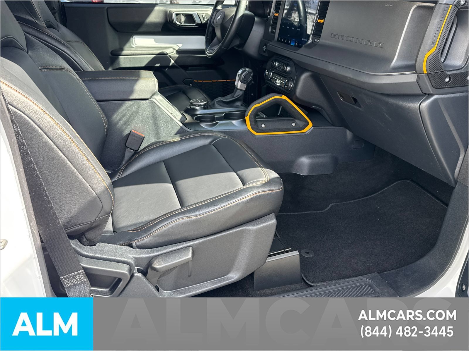 Used 2024 Ford Bronco Badlands w/ Sasquatch Package AWD/4WD image 16