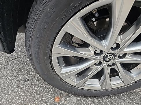 Used 2016 Toyota RAV4 Limited w/ Advanced Technology Package image 7