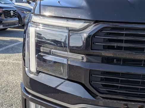 Certified 2025 Ford F150 Platinum w/ Equipment Group 702A High AWD/4WD image 8