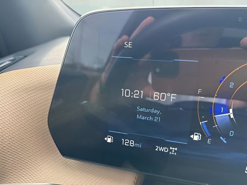 Used 2026 Chevrolet Equinox ACTIV image 18