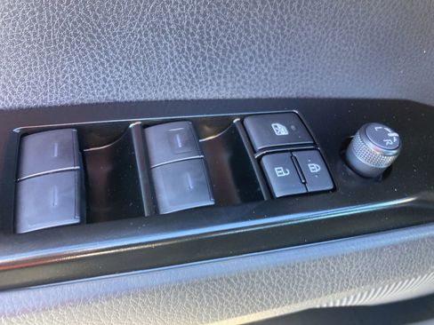 Certified 2026 Toyota Camry SE image 15