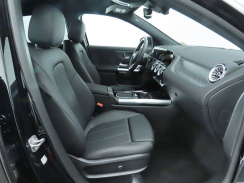 Certified 2025 Mercedes-Benz GLA 250 image 22