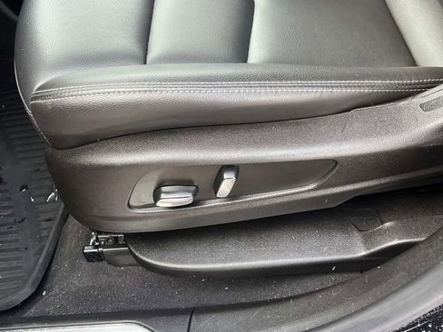 Used 2023 Cadillac XT5 Luxury image 22