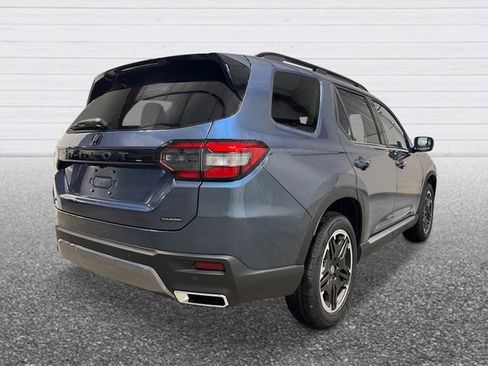 New 2026 Honda Pilot Touring image 5