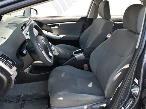 Used 2015 Toyota Prius Three FWD image 16