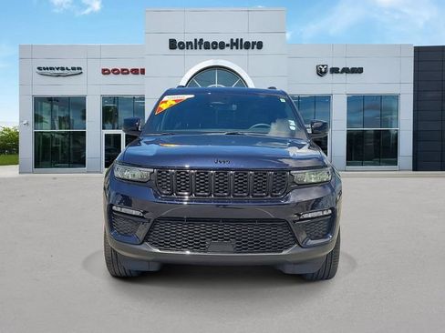 Used 2024 Jeep Grand Cherokee Limited w/ Black Appearance Package RWD image 2