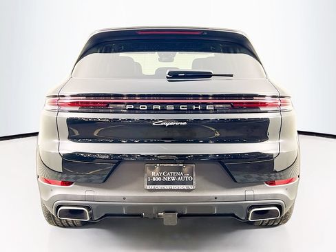 New 2026 Porsche Cayenne AWD/4WD image 10