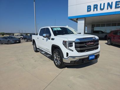 Certified 2023 GMC Sierra 1500 SLT w/ SLT Premium Package