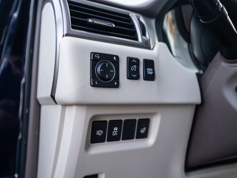 Used 2017 Lexus GX 460 Luxury image 24