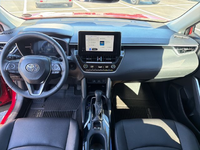 Used 2024 Toyota Corolla Cross XLE AWD/4WD image 14