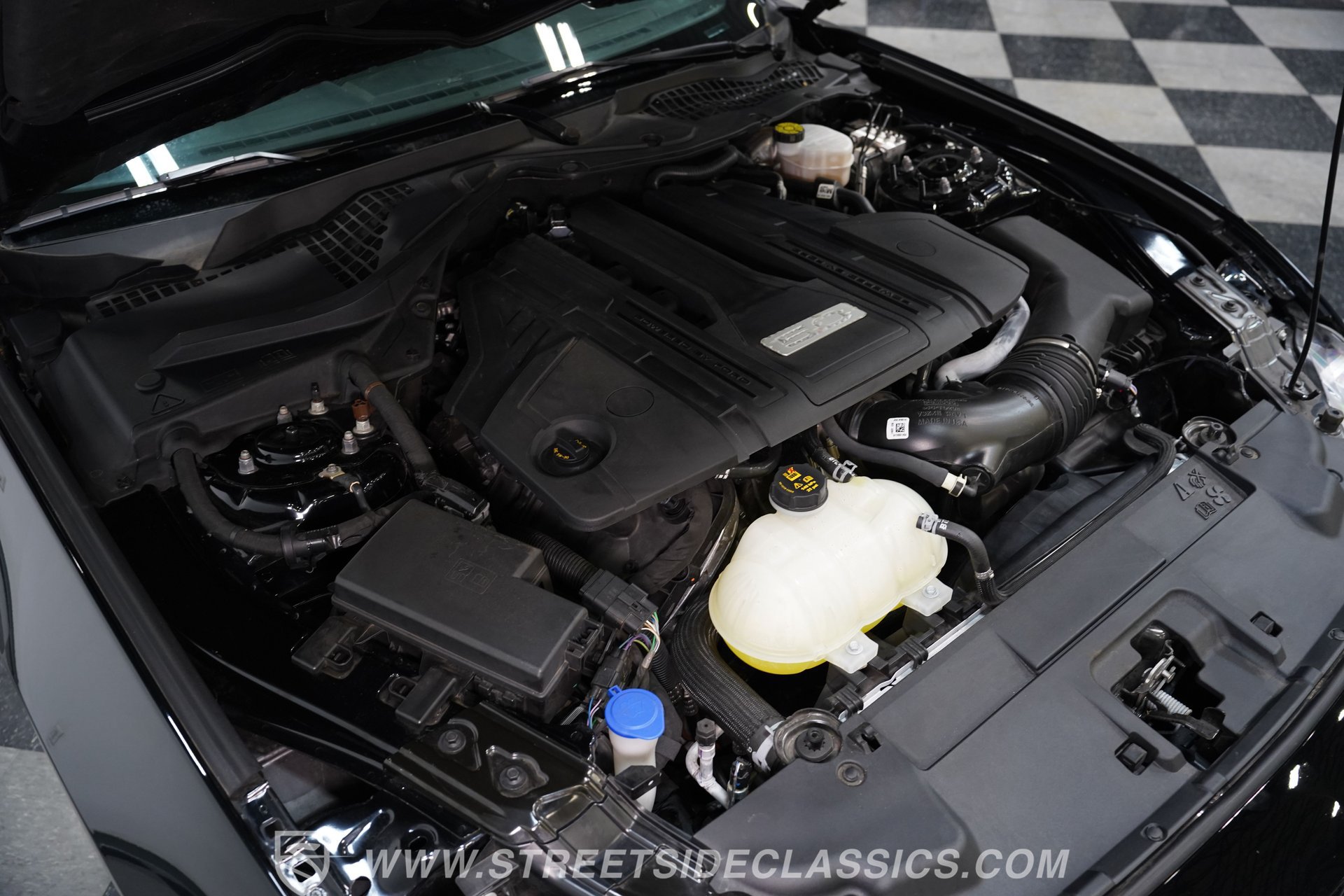 Used 2021 Ford Mustang GT w/ Black Accent Package RWD image 35