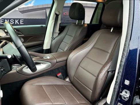 Used 2021 Mercedes-Benz GLS 450 4MATIC image 24