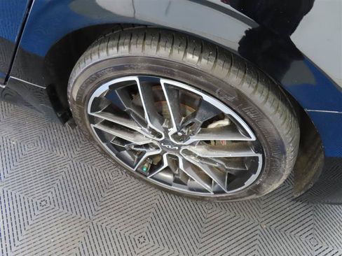 Used 2023 Kia K5 GT FWD image 7