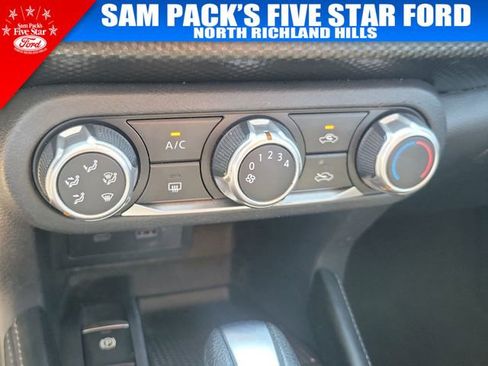 Used 2023 Nissan Kicks SV image 21