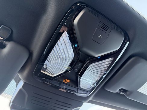 New 2026 BMW X5 xDrive50e image 38