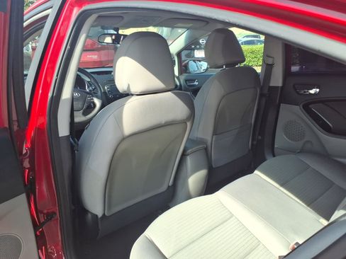 Used 2016 Kia Forte LX w/ LX Popular Plus Package image 10