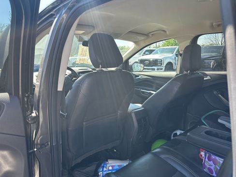 Used 2018 Ford Escape SEL FWD image 9