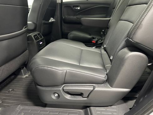Used 2019 Honda Pilot Elite image 43