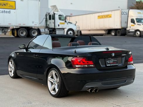 Used 2009 BMW 135i Convertible RWD image 7