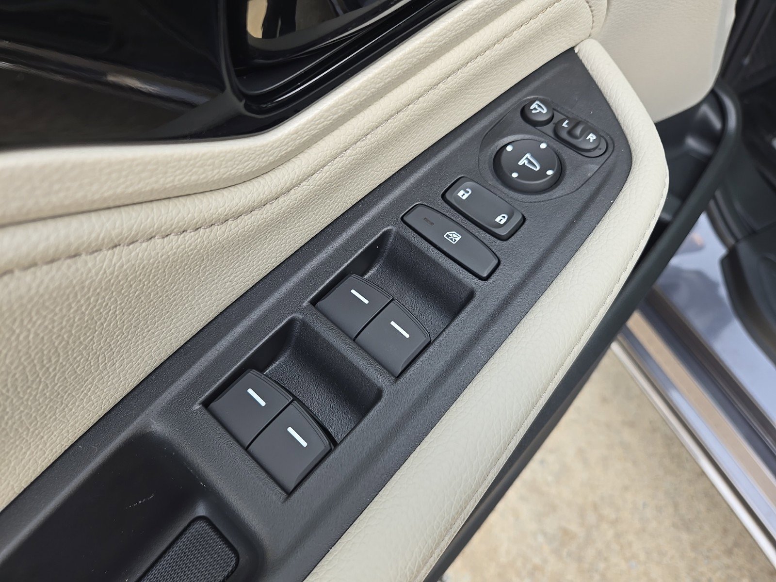 New 2027 Honda Odyssey Elite image 14