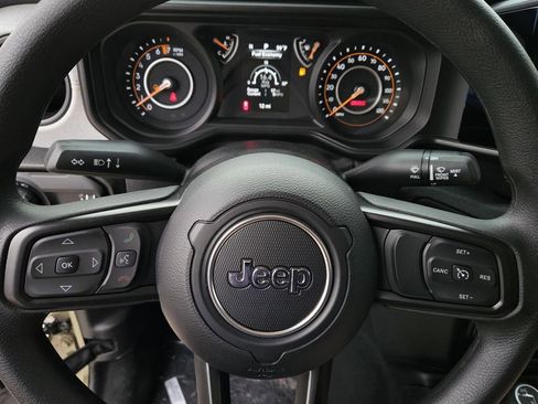 New 2026 Jeep Gladiator Sport image 21