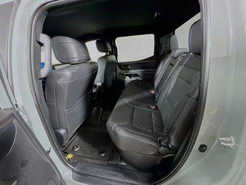 Used 2025 Toyota Tundra Limited w/ TRD Off-Road Package AWD/4WD image 29