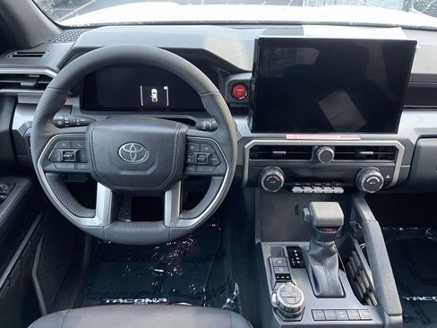 New 2025 Toyota Tacoma TRD Off-Road image 22