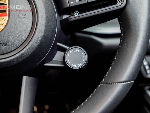 Used 2023 Porsche 911 Carrera 4S image 76