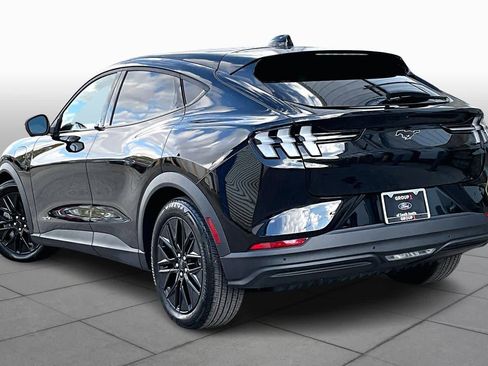 Used 2025 Ford Mustang Mach-E Select w/ Comfort Package Lite image 12