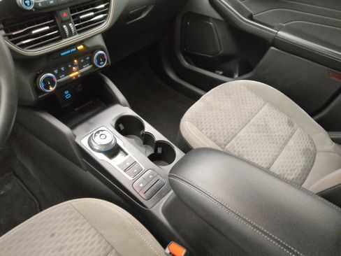 Used 2022 Ford Escape SE w/ Convenience Package image 26