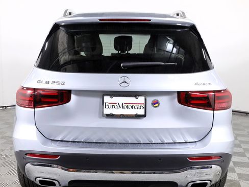 Certified 2026 Mercedes-Benz GLB 250 4MATIC image 5