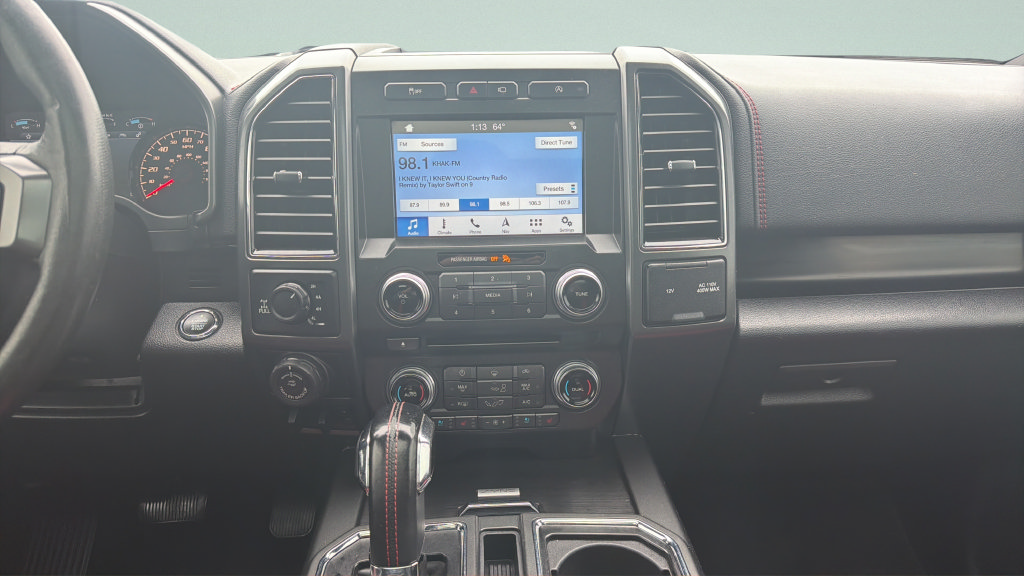 Used 2018 Ford F150 Lariat w/ Equipment Group 502A Luxury AWD/4WD image 6