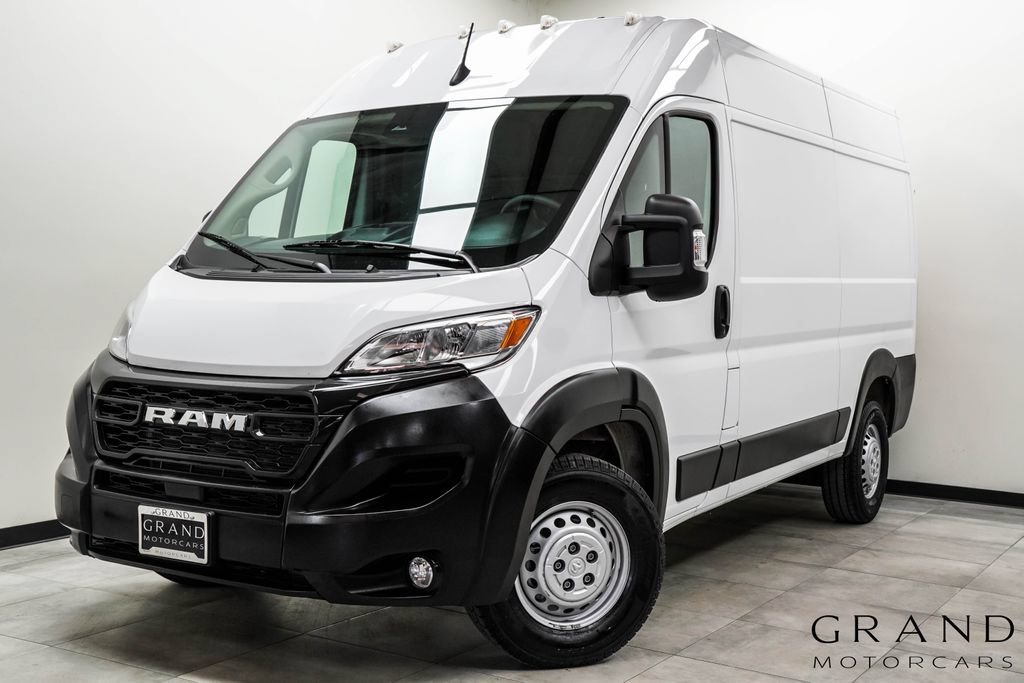 Used 2025 RAM ProMaster 2500 w/ Convenience Group FWD image 1