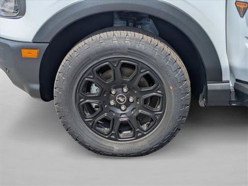 New 2026 Ford Bronco Sport Badlands image 16