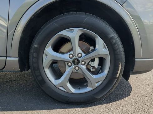 Used 2023 Ford Escape ST-Line image 11