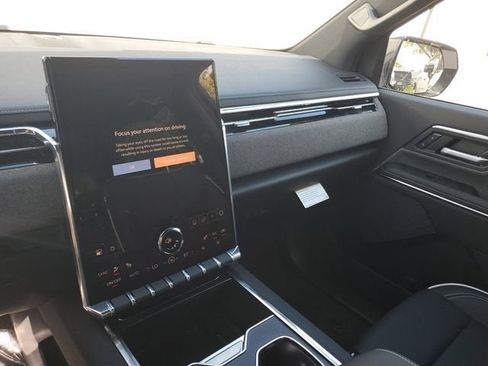 New 2026 GMC Sierra EV Elevation image 26