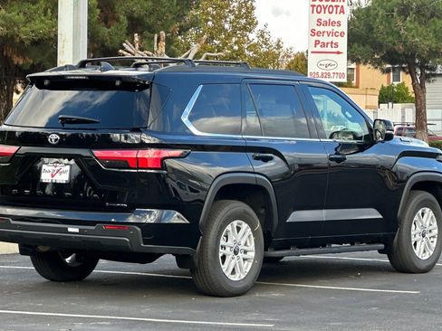 New 2026 Toyota Sequoia SR5 image 4