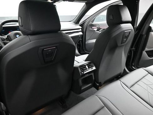 New 2027 BMW 530i xDrive w/ Premium Package AWD/4WD image 22