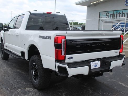New 2026 Ford F350 Platinum w/ Tremor Off-Road Package AWD/4WD image 7