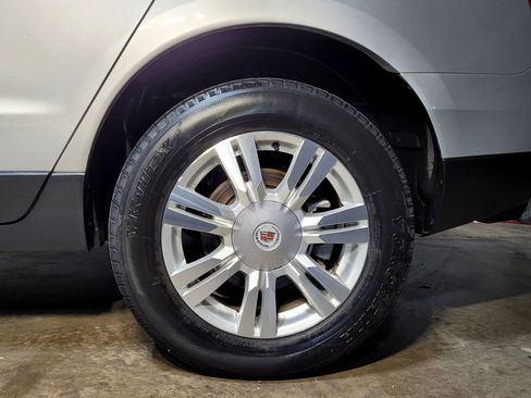 Used 2015 Cadillac SRX Luxury w/ Driver Awareness Package image 46