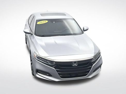 Used 2018 Honda Accord Sport image 32