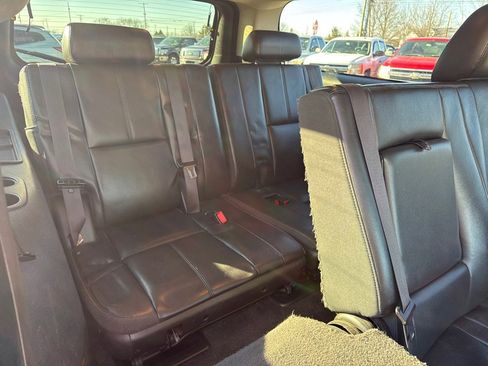 Used 2013 GMC Yukon XL SLT image 14