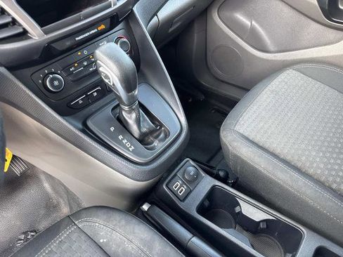 Certified 2021 Ford Transit Connect XLT image 26