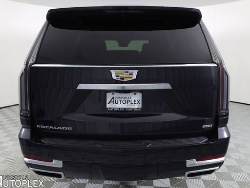 Used 2026 Cadillac Escalade Luxury w/ Touring Package AWD/4WD image 6
