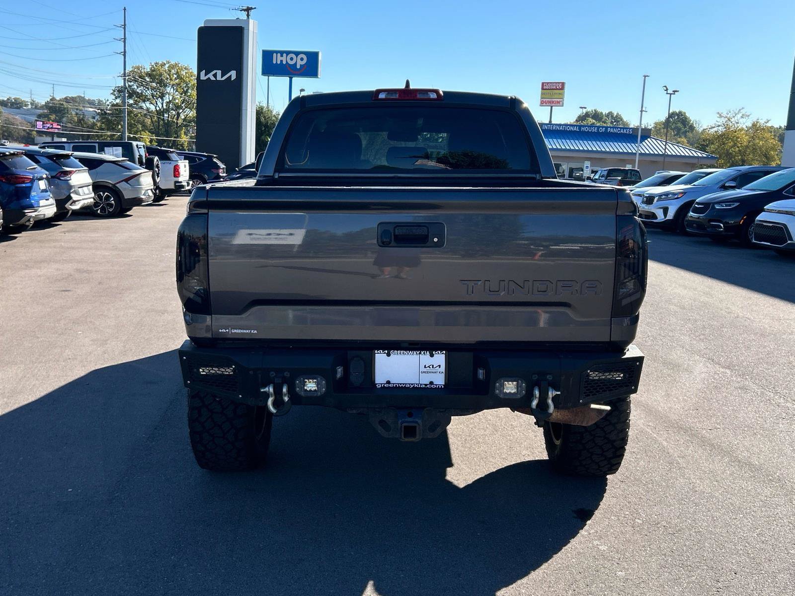 Used 2020 Toyota Tundra SR5 w/ TRD Off-Road Package AWD/4WD image 4