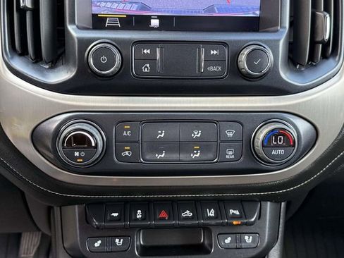 Certified 2022 GMC Canyon Denali w/ Denali Black Edition Package AWD/4WD image 16