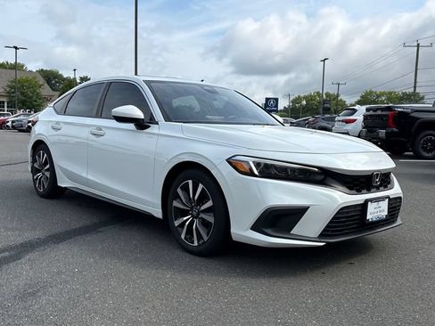 Used 2024 Honda Civic EX-L image 5